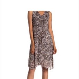 Tahari leopard print dress size S NWT